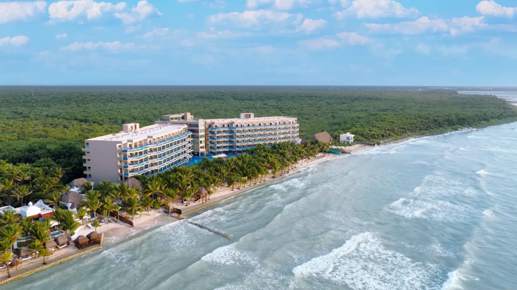 Guests “Got Parasites” Whilst on Holiday at El Dorado Seaside Suites, Mexico