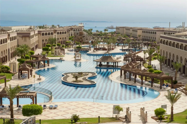 UK Holidaymaker taken ill with salmonella after visit to Sentido Mamlouk Palace resort