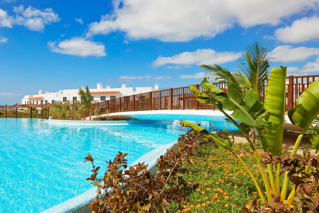 Food Poisoning Outbreak Leaves Guests Fleeing Melia Dunas Beach Resort