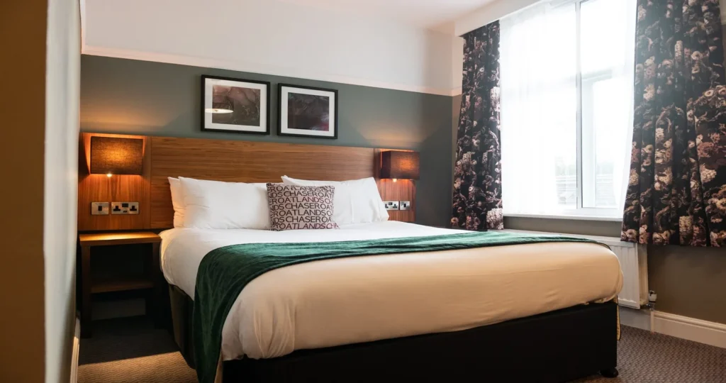 Guest Suffers Over 200 Bed Bug Bites at Oatlands Chaser Hotel