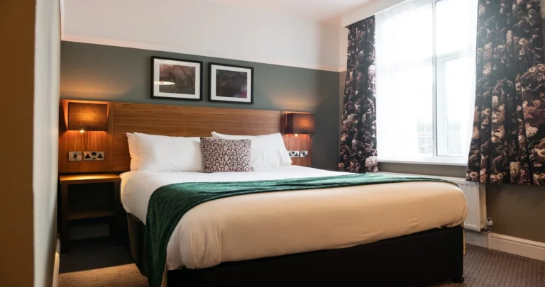 Guest Suffers Over 200 Bed Bug Bites at Oatlands Chaser Hotel