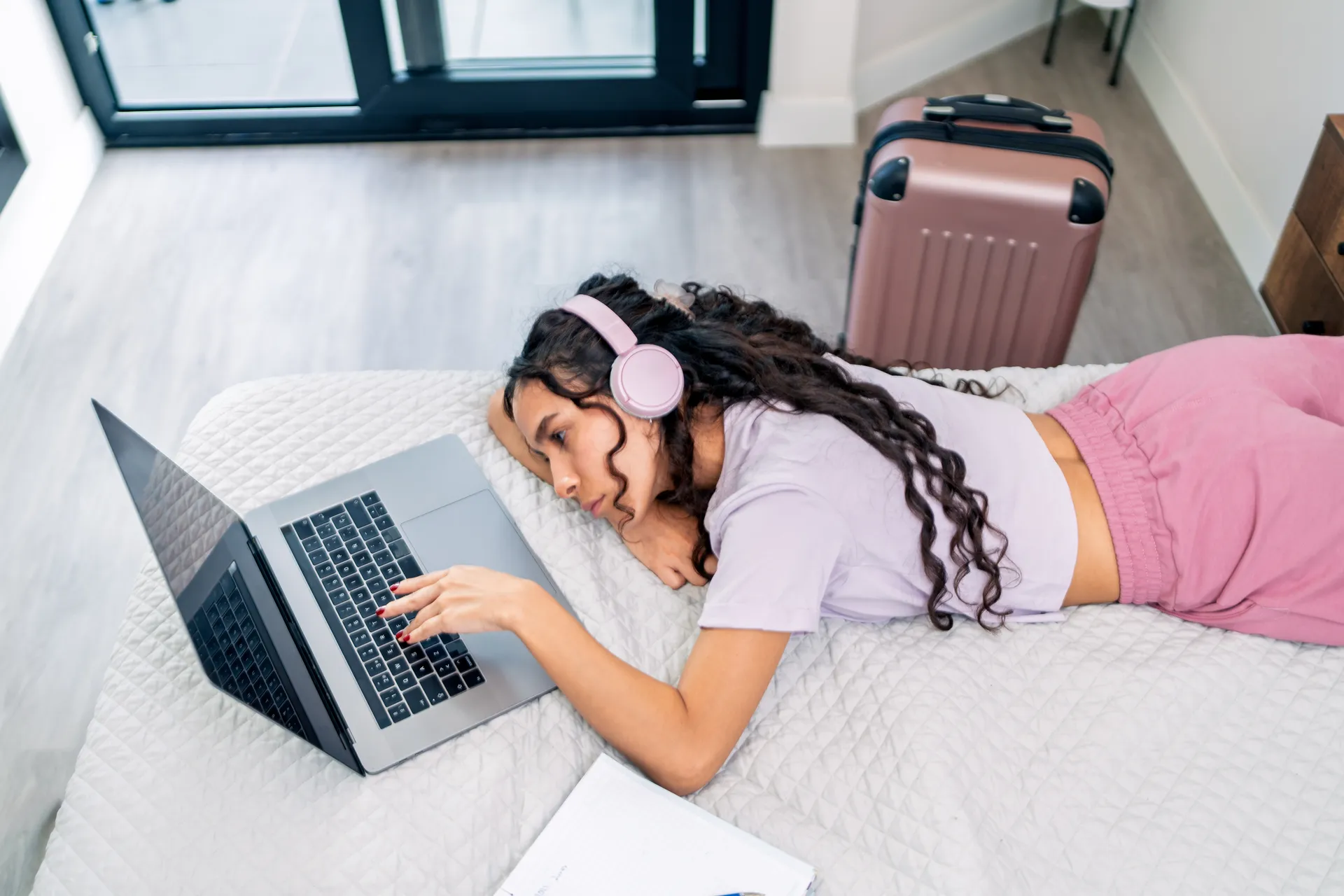 What evidence can help support a hotel accident claim?